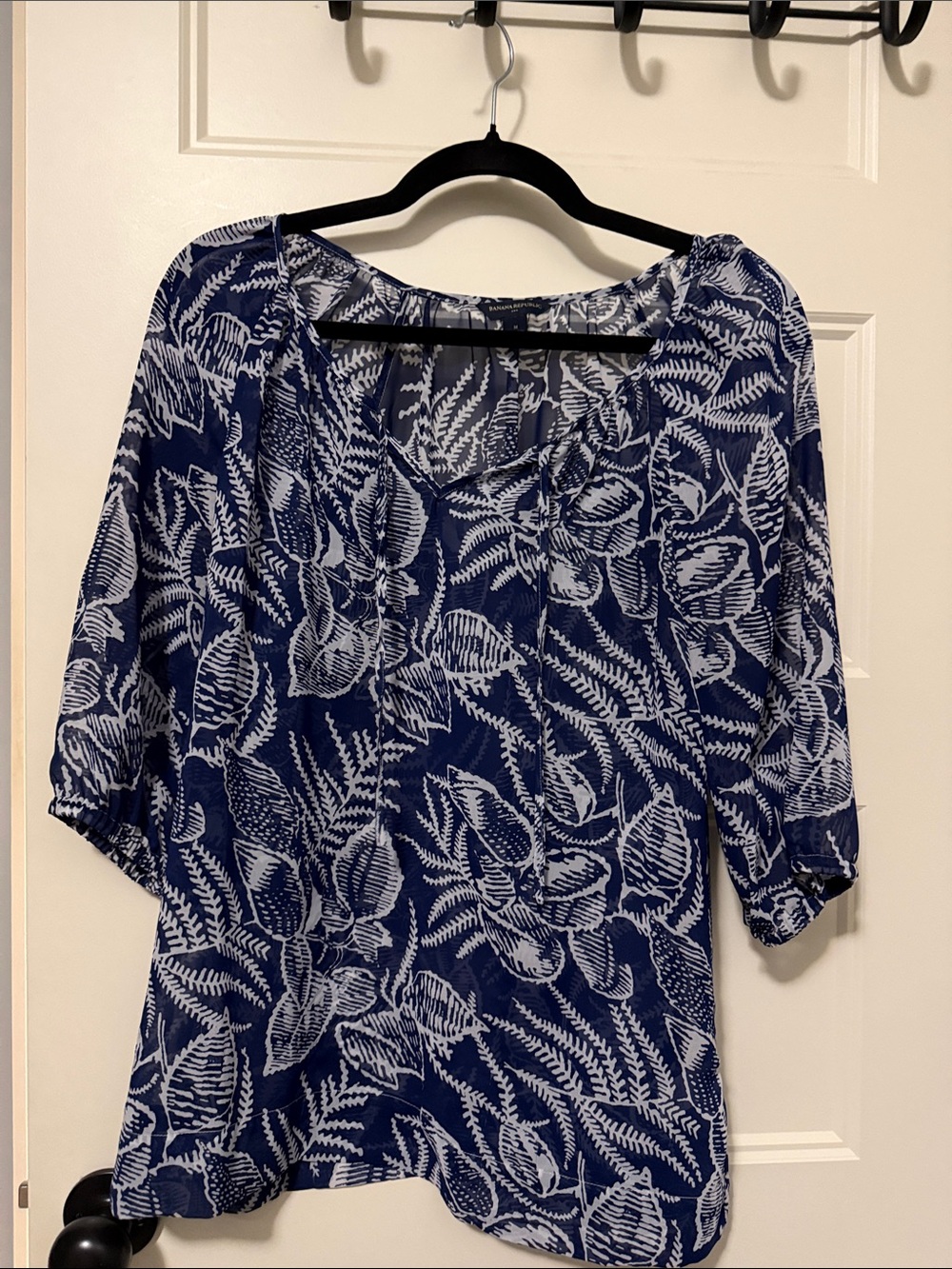 Banana Republic Navy and White Leaf-Print Blouse